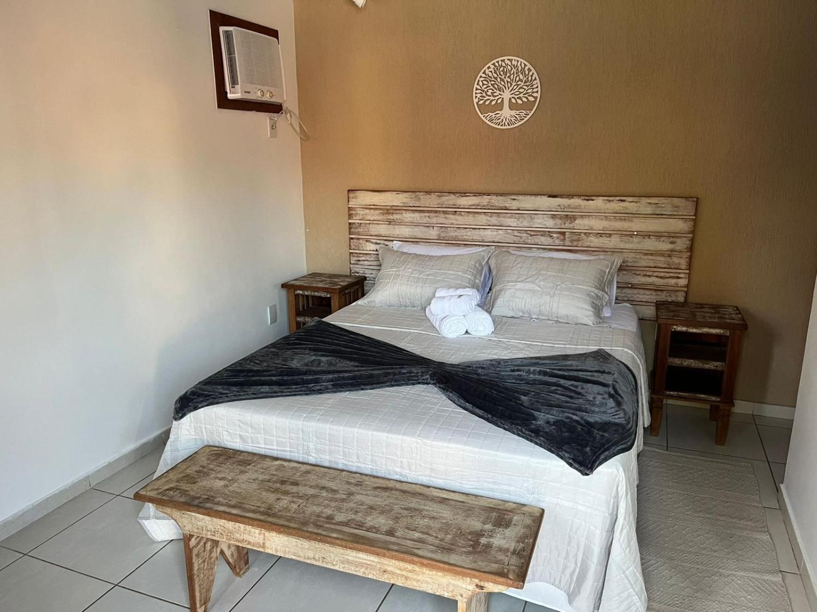 Casa Da Aroeira Inn
